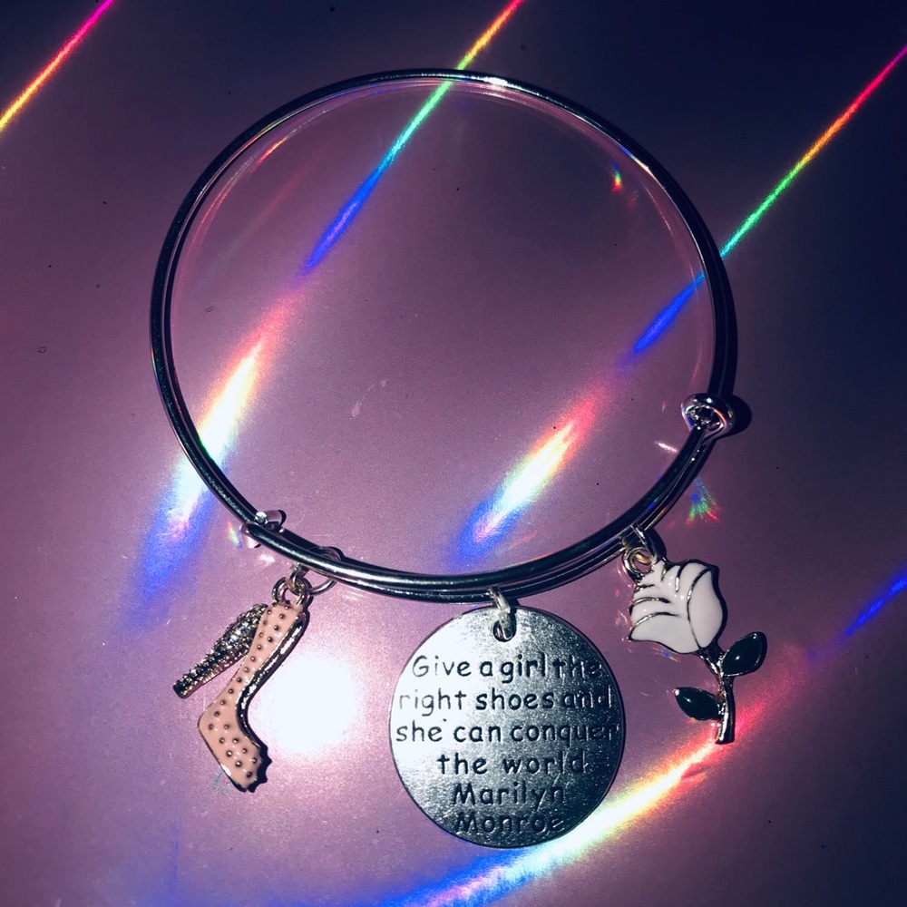 Charm bracelet